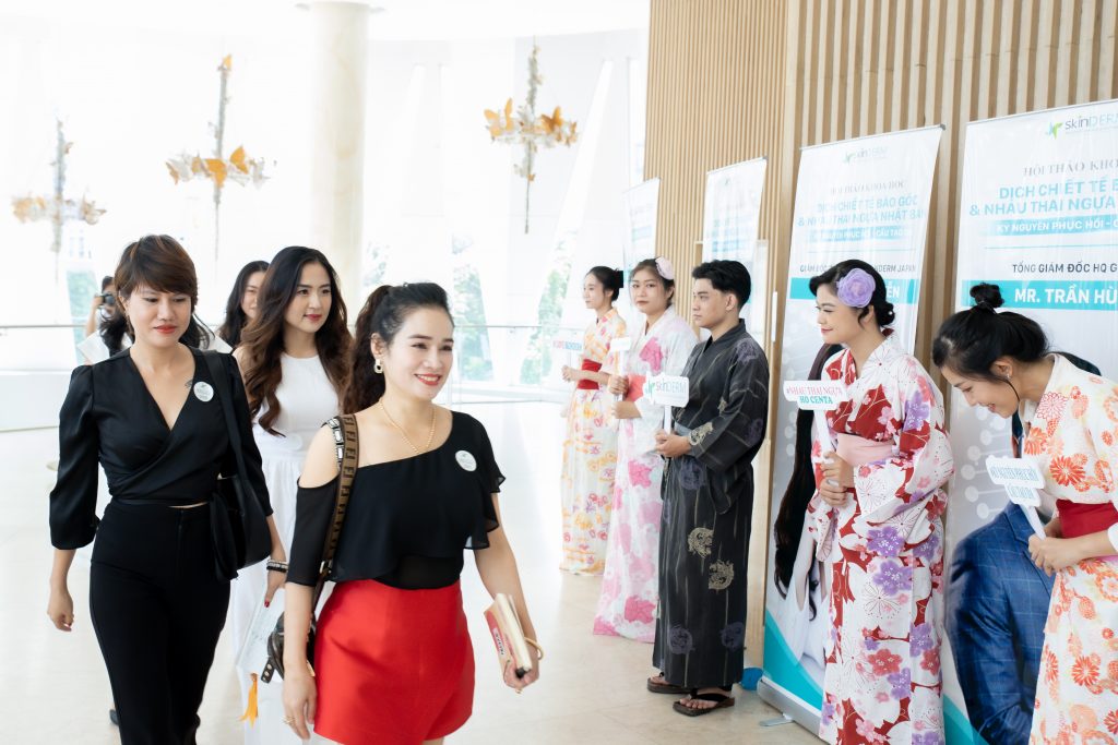 Dịch Chiết Tế Bào Gốc và Nhau Thai Ngựa